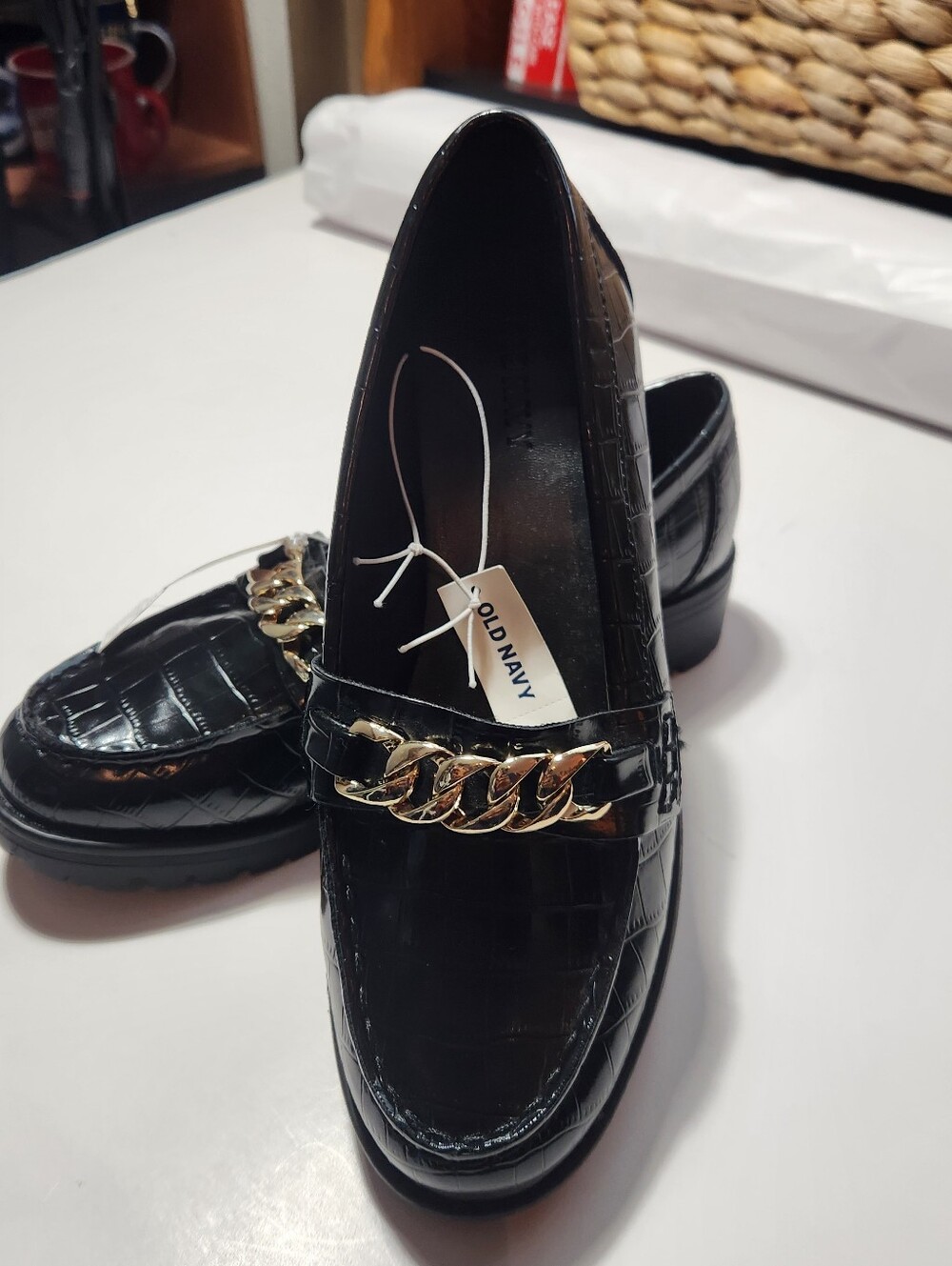 Women size seven Old Navy Black Croc-Embossed Loafers with Gold Chain Accent